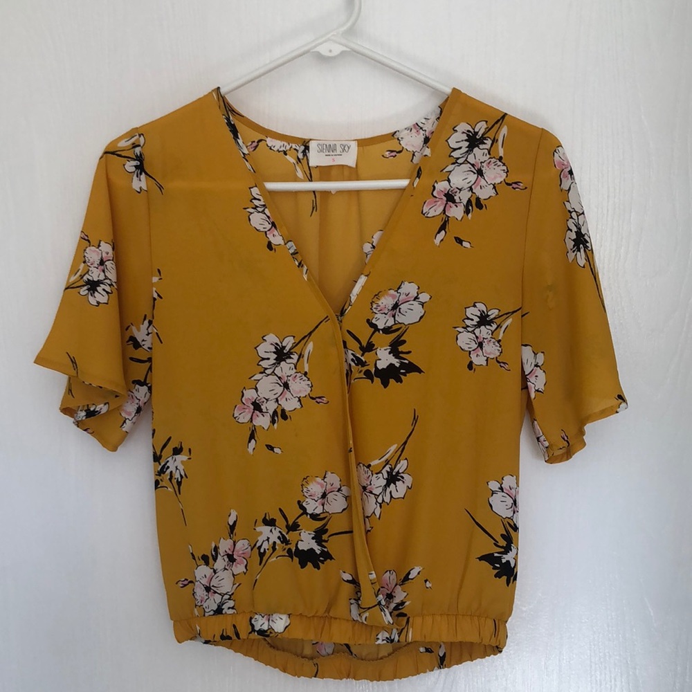 Women’s Blouse